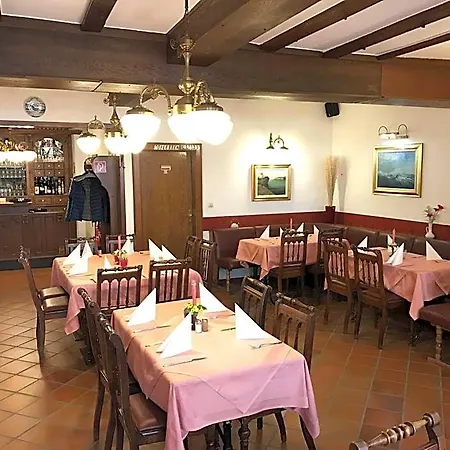 Ratskeller Hotel 2*